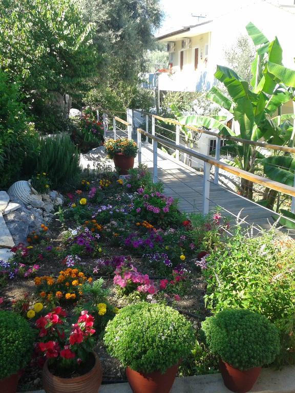 La Casa Di Nonna Anna Aparthotel Никиана Екстериор снимка